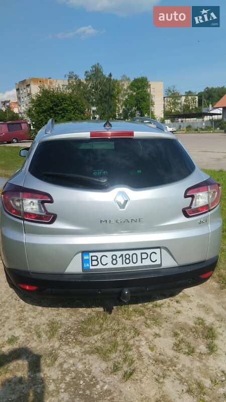 Универсал Renault Megane 2011 в Пустомытах