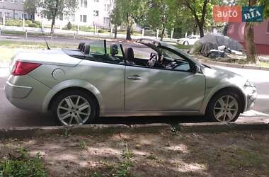 Кабриолет Renault Megane 2006 в 