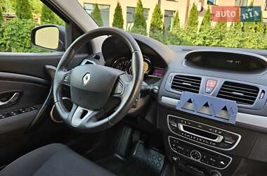 Хэтчбек Renault Megane 2009 в 