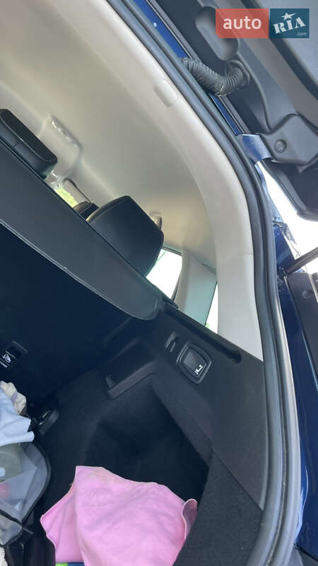 Універсал Renault Megane 2017 в Жовкві фото 73 Універсал Renault Megane 2017 в Жовкві