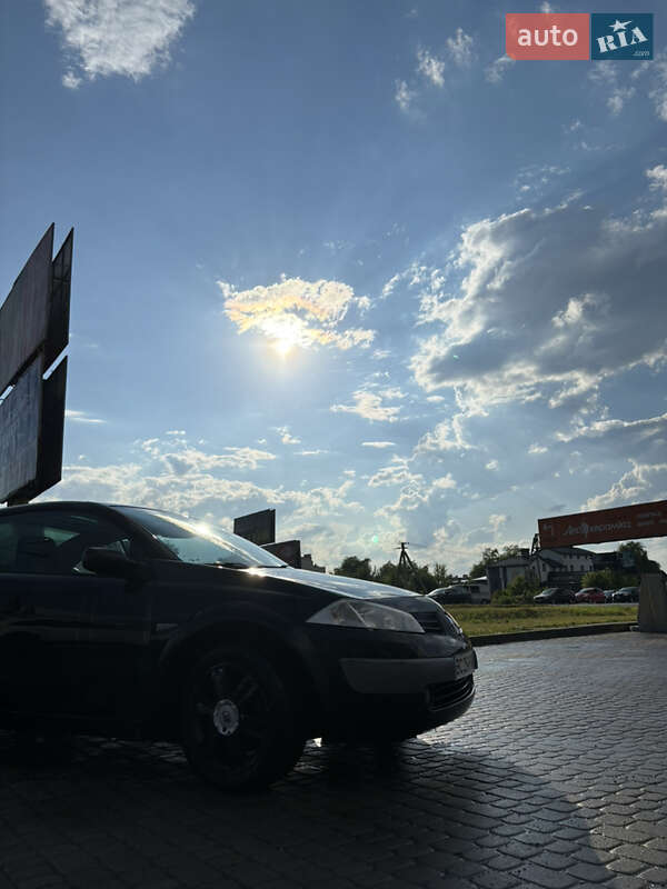 Кабріолет Renault Megane 2004 в Львові