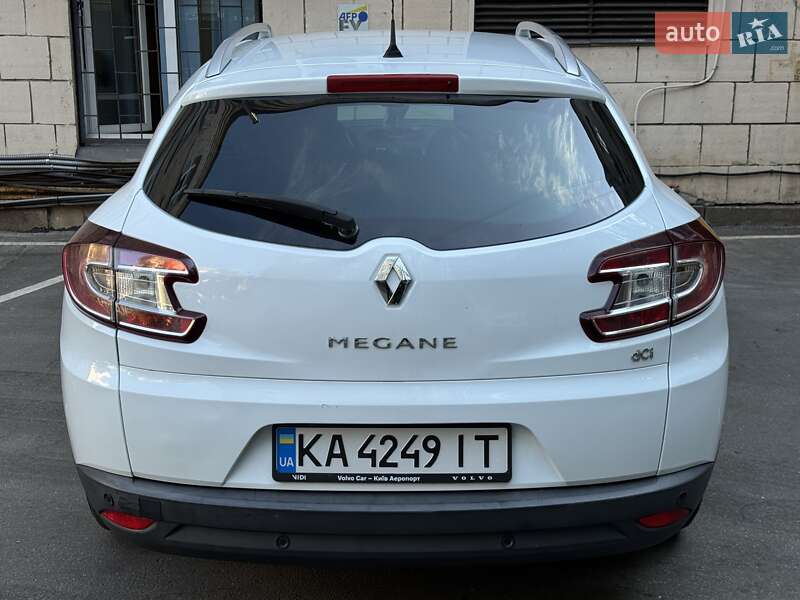 Универсал Renault Megane 2015 в Киеве