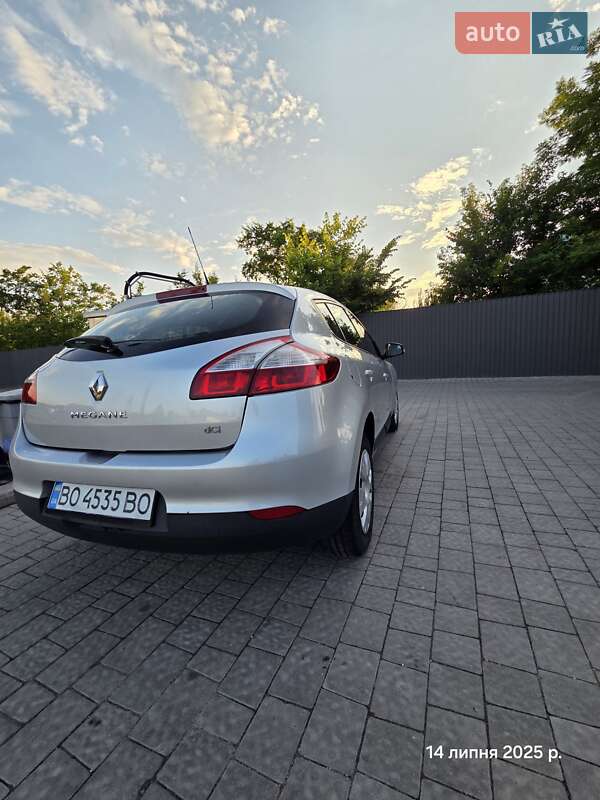 Хэтчбек Renault Megane 2011 в Тернополе