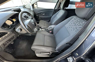 Универсал Renault Megane 2012 в 