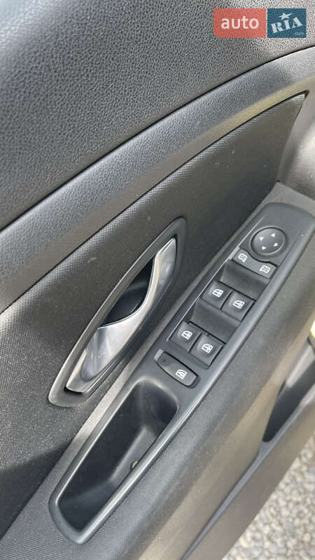 Хэтчбек Renault Megane 2008 в Черновцах