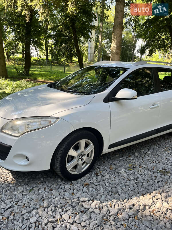 Универсал Renault Megane 2011 в Киеве