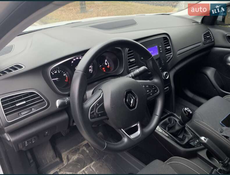 Седан Renault Megane 2020 в Дніпрі фото 2 Седан Renault Megane 2020 в Дніпрі