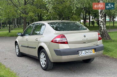 Седан Renault Megane 2006 в 