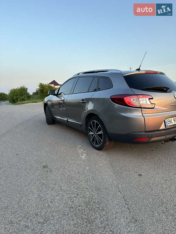 Универсал Renault Megane 2012 в Дубно