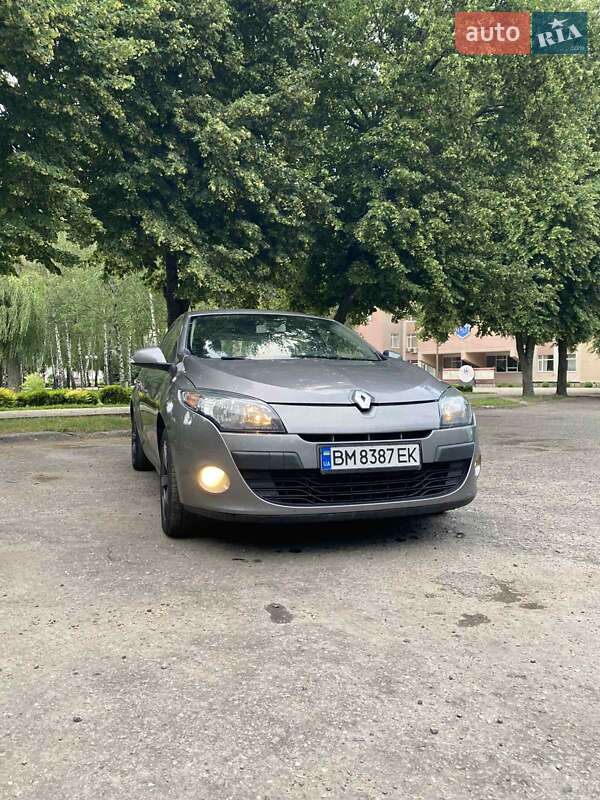 Хэтчбек Renault Megane 2011 в Сумах