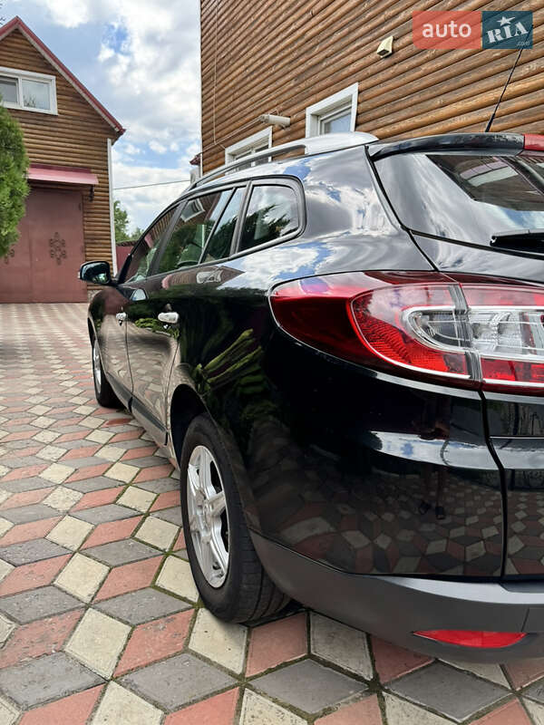 Универсал Renault Megane 2011 в Котельве