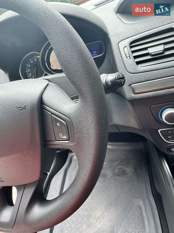 Универсал Renault Megane 2011 в Котельве