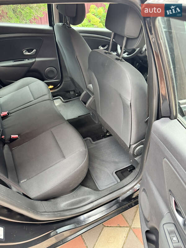 Универсал Renault Megane 2011 в Котельве