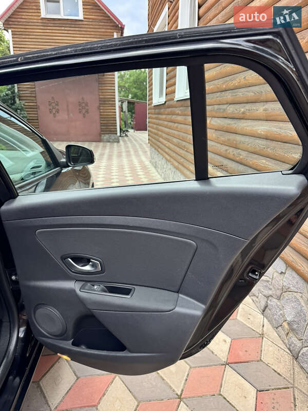 Универсал Renault Megane 2011 в Котельве