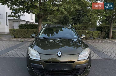 Универсал Renault Megane 2010 в 