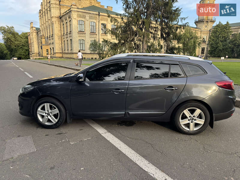 Универсал Renault Megane 2014 в Киеве
