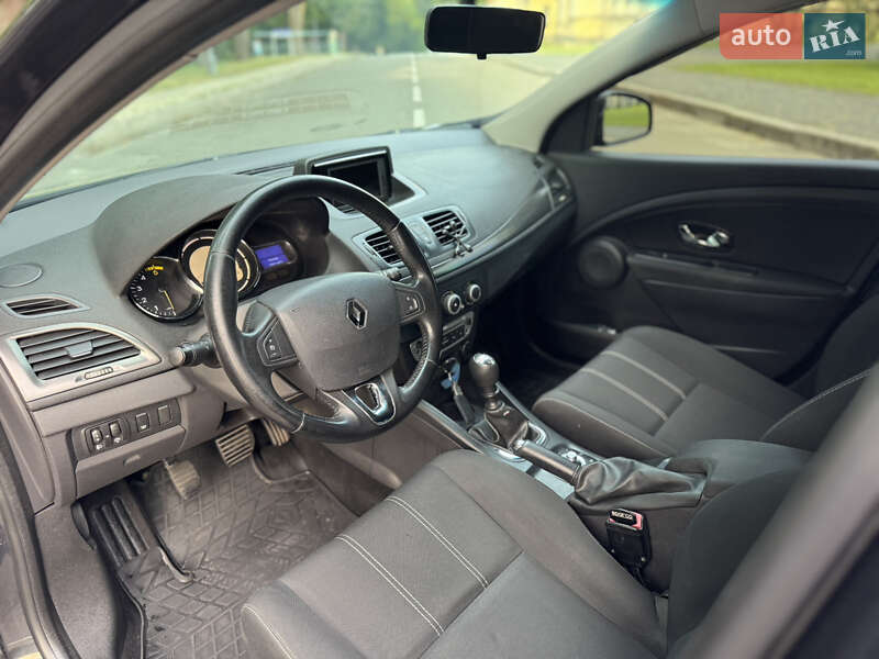 Универсал Renault Megane 2014 в Киеве