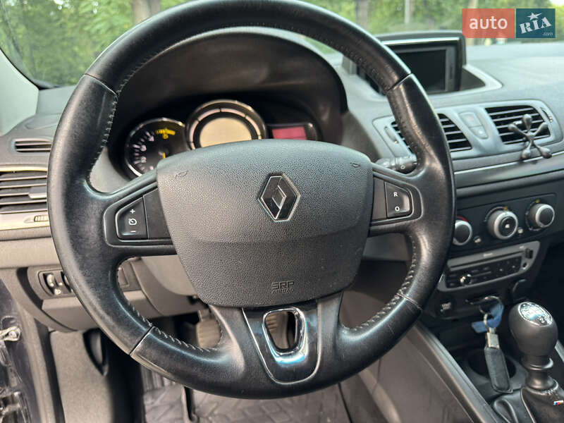 Универсал Renault Megane 2014 в Киеве