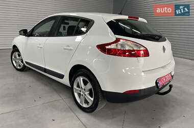 Хэтчбек Renault Megane 2014 в 
