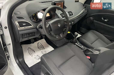 Хэтчбек Renault Megane 2014 в 