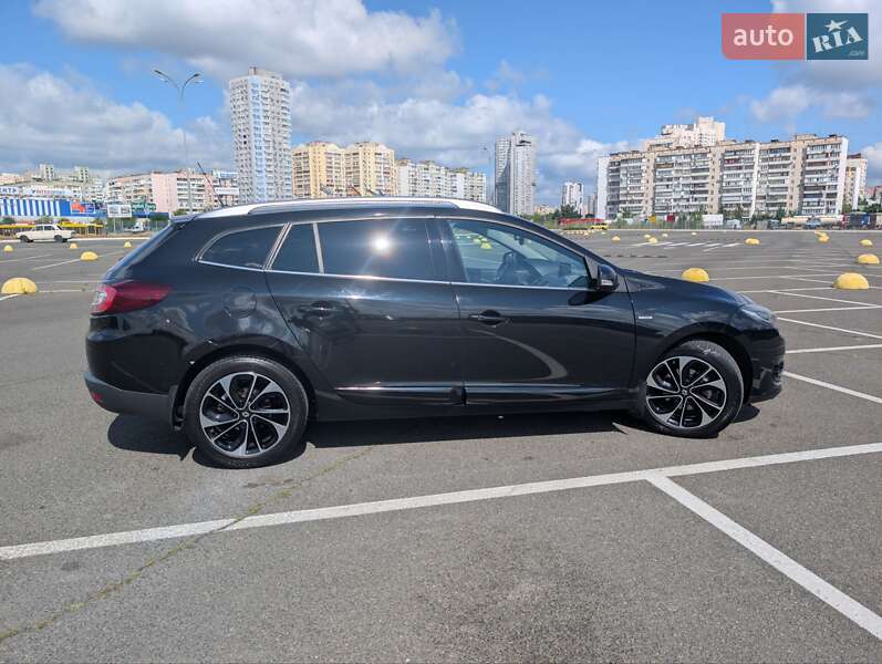 Универсал Renault Megane 2015 в Киеве