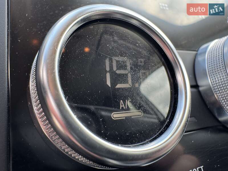 Седан Renault Megane 2022 в Києві