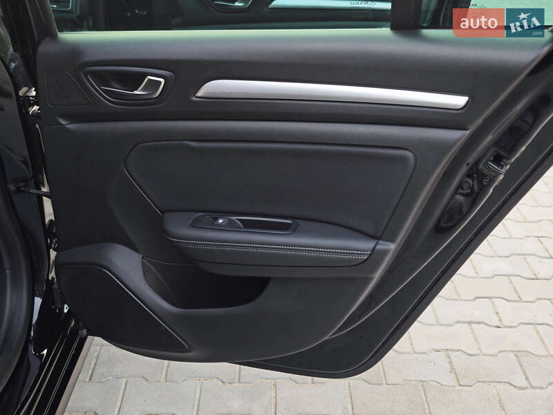 Универсал Renault Megane 2022 в Дубно