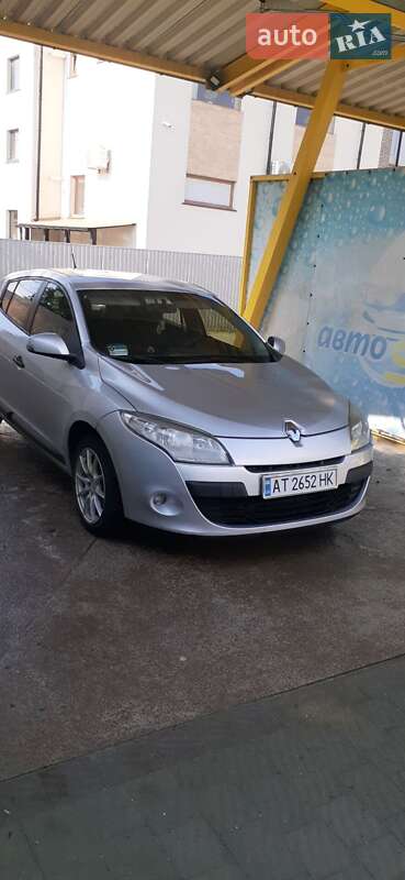 Хэтчбек Renault Megane 2011 в Ивано-Франковске