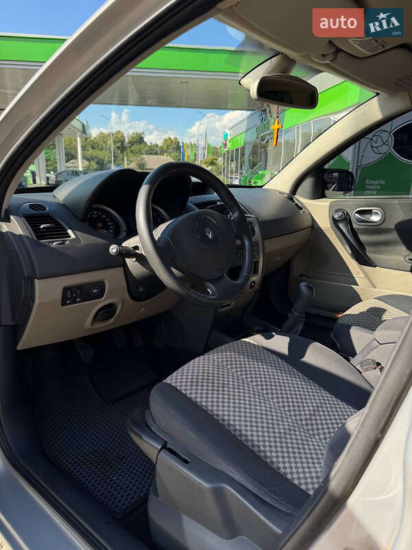 Седан Renault Megane 2004 в Виннице