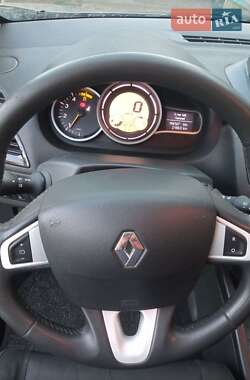Универсал Renault Megane 2011 в 