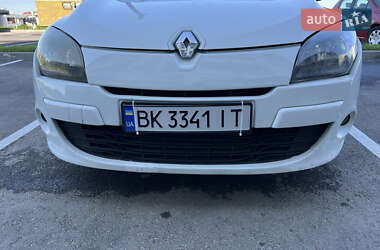 Универсал Renault Megane 2011 в 