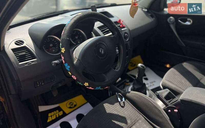 Хэтчбек Renault Megane 2005 в Ивано-Франковске