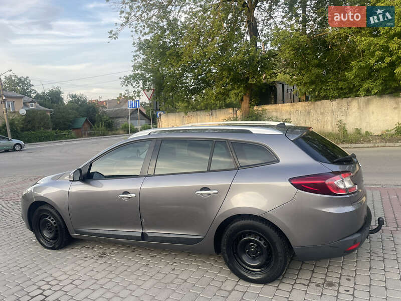 Универсал Renault Megane 2011 в Ивано-Франковске