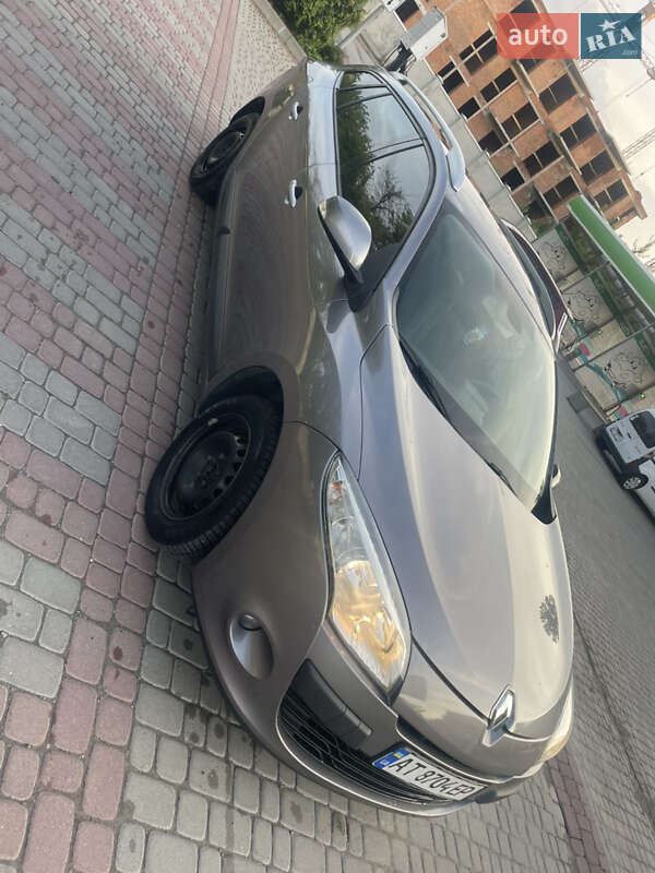 Универсал Renault Megane 2011 в Ивано-Франковске
