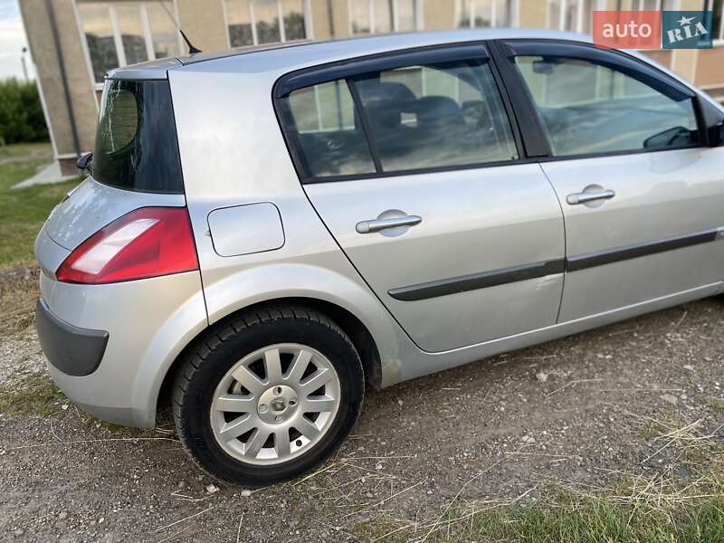 Хетчбек Renault Megane 2004 в Рогатині