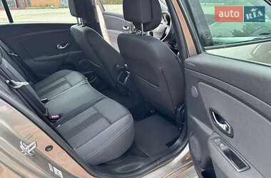 Хетчбек Renault Megane 2009 в 