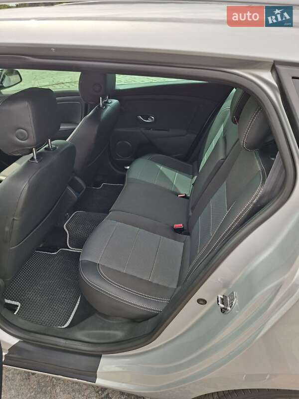 Универсал Renault Megane 2009 в Кременчуге фото 10 Универсал Renault Megane 2009 в Кременчуге