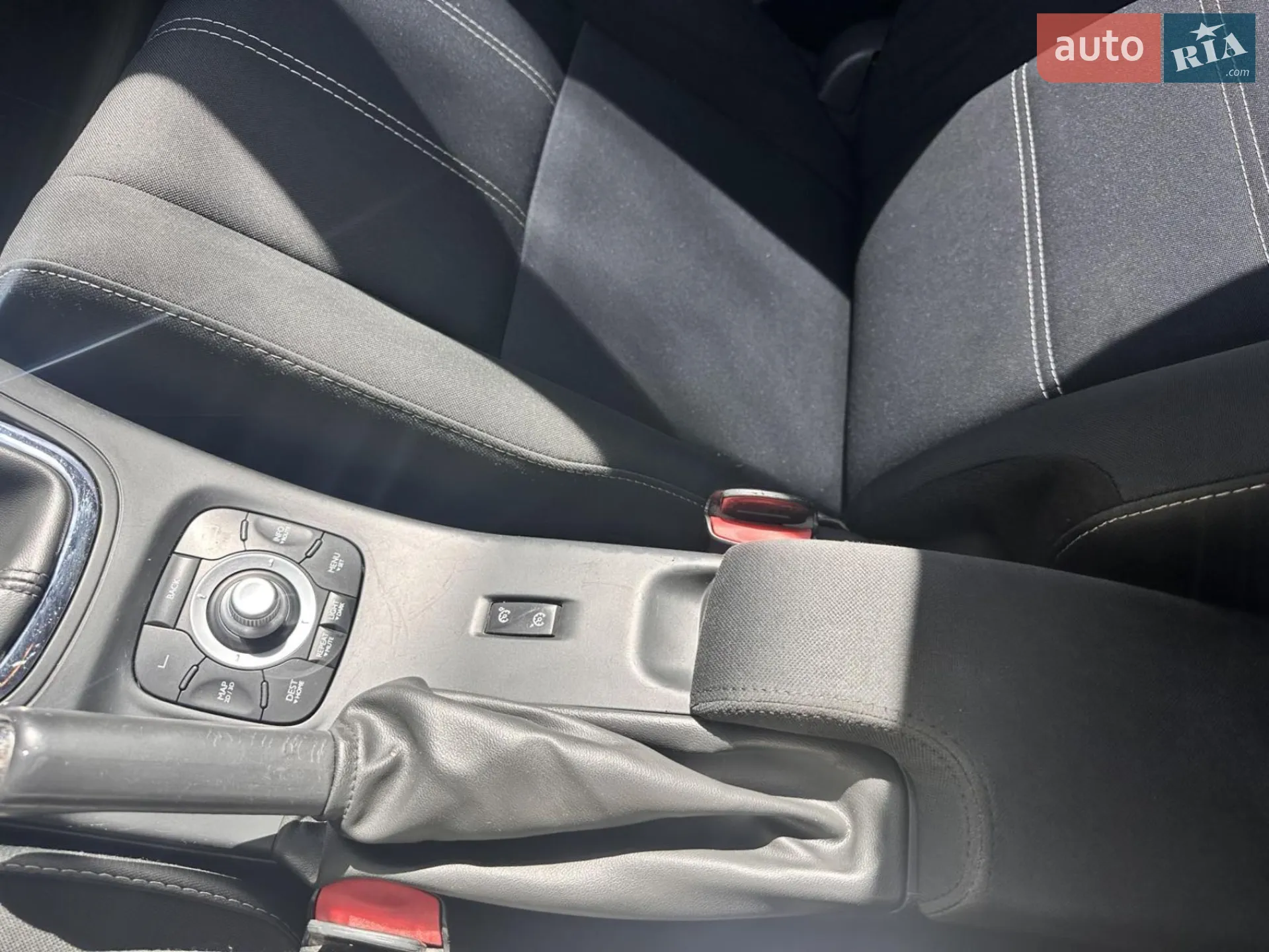 2014 Renault Megane - мініатюра 13
