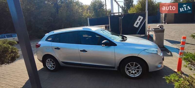 Универсал Renault Megane 2011 в Краматорске фото 5 Универсал Renault Megane 2011 в Краматорске
