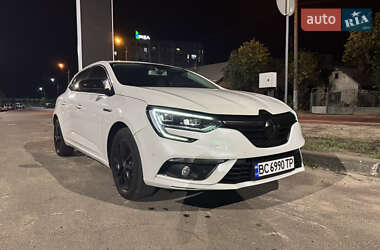 Хэтчбек Renault Megane 2016 в Львове