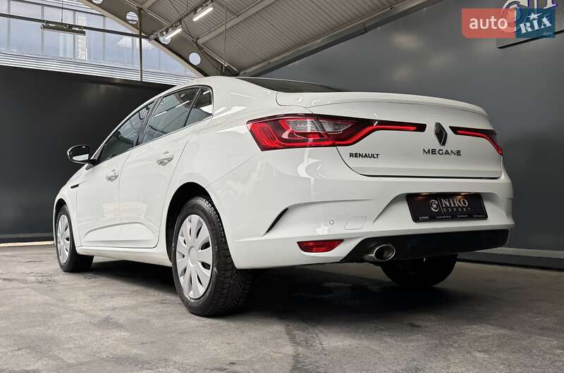 Седан Renault Megane 2018 в Киеве