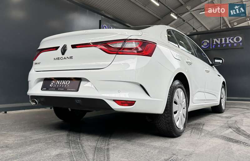 Седан Renault Megane 2018 в Киеве
