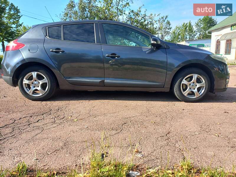 Хетчбек Renault Megane 2012 в Коростені фото 3 Хетчбек Renault Megane 2012 в Коростені