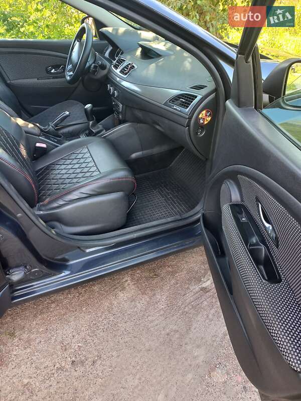 Хетчбек Renault Megane 2012 в Коростені фото 10 Хетчбек Renault Megane 2012 в Коростені