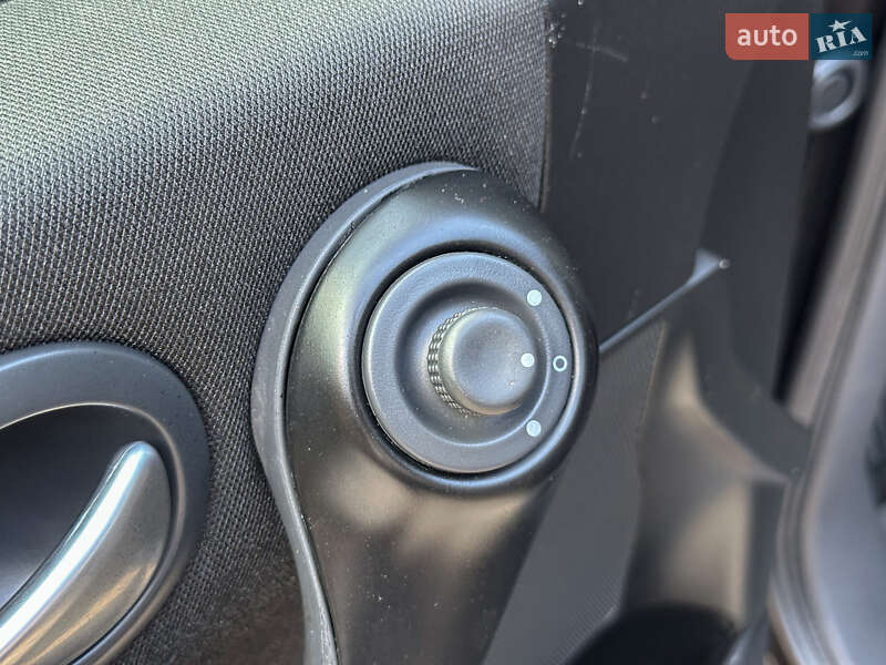 Универсал Renault Megane 2007 в Бродах фото 63 Универсал Renault Megane 2007 в Бродах