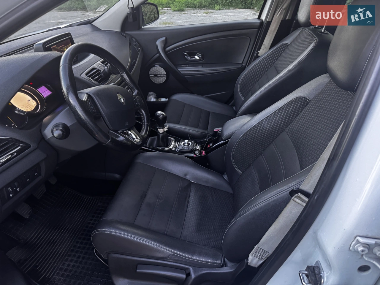2014 Renault Megane - мініатюра 28