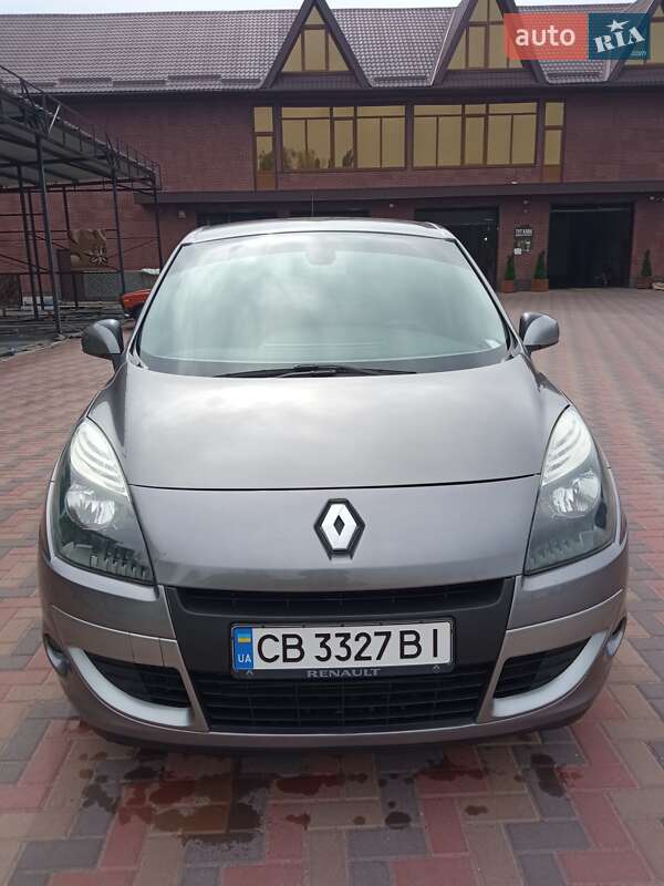 Минивэн Renault Megane 2011 в Чернигове
