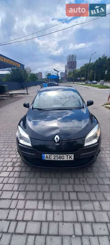 Хетчбек Renault Megane 2011 в Дніпрі фото 4 Хетчбек Renault Megane 2011 в Дніпрі