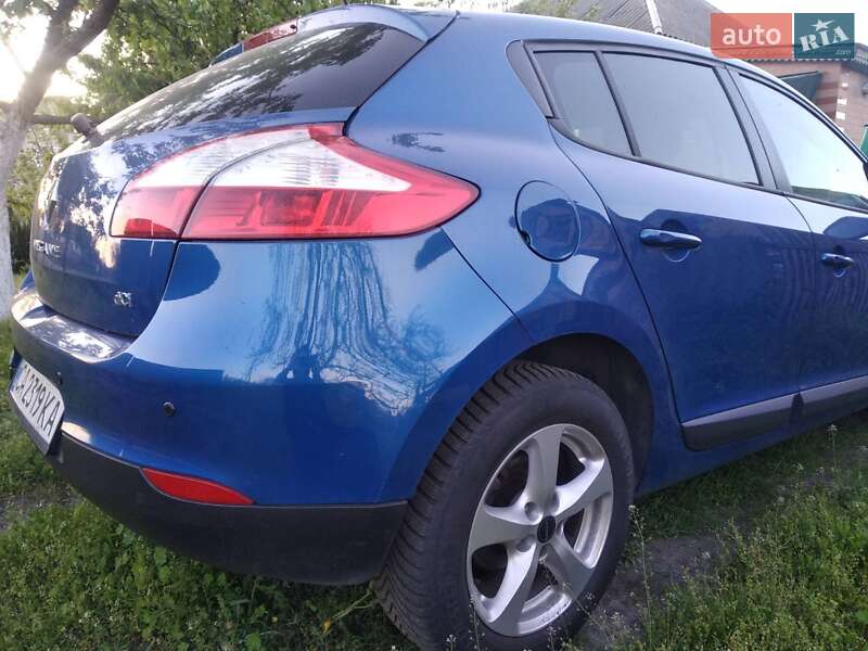 Хэтчбек Renault Megane 2011 в Черкассах фото 14 Хэтчбек Renault Megane 2011 в Черкассах