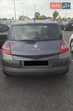Хэтчбек Renault Megane 2008 в 